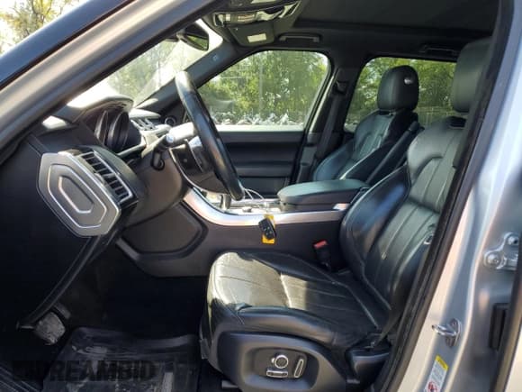 ✅ 2016 Land Rover Range Rover Sport Dynamic • VIN: SALWR2EFXGA102511 • Lot: 85154065. Listed on Copart with 191,389 mi. Free auction sales archive from the USA and detailed vehicle history report at DreamBid. Image 7.