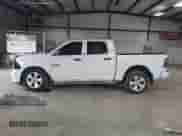 2014 Ram 1500 Tradesman z VIN 1C6RR6KG3ES480709, wystawiony jako IAAI lot #42817489 z przebiegiem 170 425 mil mil oraz . Historia ofert i sprzedaży dostępna na DreamBid. Obrazek 15.