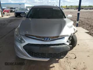 ✅ 2014 Hyundai Sonata • VIN: KMHEC4A42EA109871 • Lot: 52072225. Wystawiony na Copart z przebiegiem 142 203 mil. Bezpłatny archiwum sprzedaży aukcyjnych z USA i szczegółowy raport historii pojazdu na DreamBid. Zdjęcie 5.