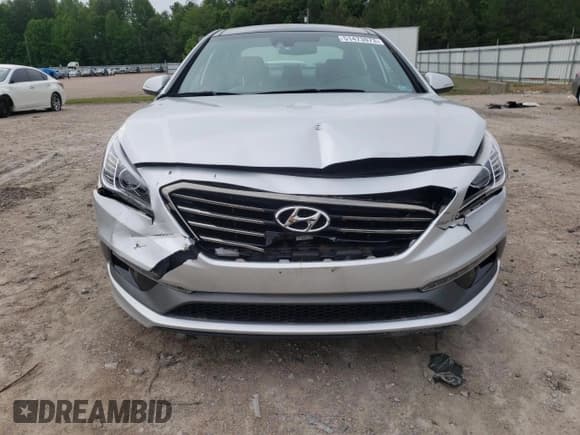 ✅ 2015 Hyundai Sonata Sport • VIN: 5NPE34AB9FH152584 • Lot: 51473073. Listed on Copart with 33,227 mi. Free auction sales archive from the USA and detailed vehicle history report at DreamBid. Image 5.