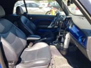 ✅ 2005 MINI Convertible S • VIN: WMWRH33555TK55755 • Лот: 43050837. Опубликован ранее на IAAI с пробегом 74 568 миль. Бесплатный доступ к архиву аукционных продаж из США и подробный отчёт об истории автомобиля на DreamBid. Изображение 5.