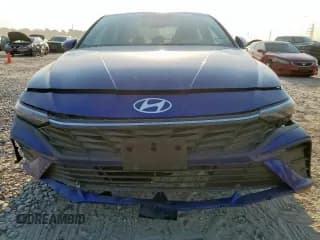 ✅ 2025 Hyundai Elantra SE • VIN: KMHLL4DG0SU957934 • Lot: 80904075. Listed on Copart with 14,060 mi. Free auction sales archive from the USA and detailed vehicle history report at DreamBid. Image 5.