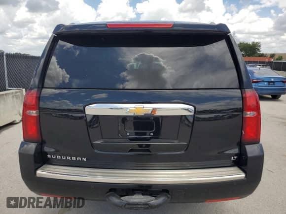 2020 Chevrolet Suburban LT z VIN 1GNSKHKC0LR158788, wystawiony jako Copart lot #65403725 z przebiegiem 248 626 mil mil oraz Czysty tytuł • Clean title. Historia ofert i sprzedaży dostępna na DreamBid. Obrazek 6.