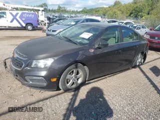✅ 2015 Chevrolet Cruze LT • VIN: 1G1PC5SB2F7178955 • Lot: 43317822. Listed on IAAI with 142,121 mi. Free auction sales archive from the USA and detailed vehicle history report at DreamBid. Image 2.