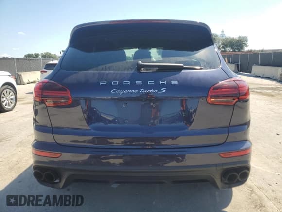 ✅ 2017 Porsche Cayenne Turbo • VIN: WP1AC2A21HLA97323 • Lot: 81046205. Listed on Copart with 39,090 mi. Free auction sales archive from the USA and detailed vehicle history report at DreamBid. Image 6.
