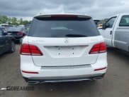 ✅ 2017 Mercedes-Benz GLE 350 • VIN: 4JGDA5HB8HA889696 • Lot: 42995195. Wystawiony na IAAI z przebiegiem 79 667 mil. Bezpłatny archiwum sprzedaży aukcyjnych z USA i szczegółowy raport historii pojazdu na DreamBid. Zdjęcie 17.