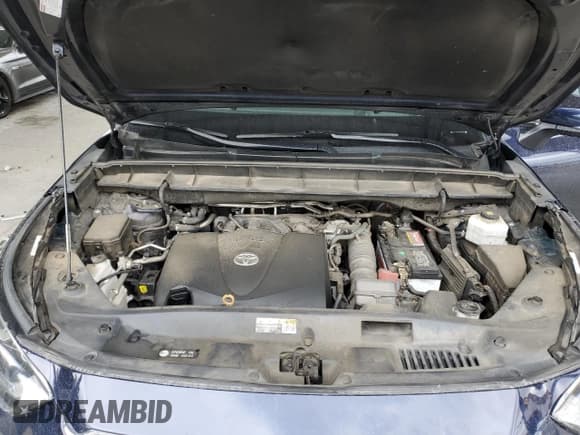 ✅ 2021 Toyota Highlander Platinum • VIN: 5TDFZRBH9MS063544 • Lot: 84775915. Listed on Copart with 166,707 mi. Free auction sales archive from the USA and detailed vehicle history report at DreamBid. Image 12.