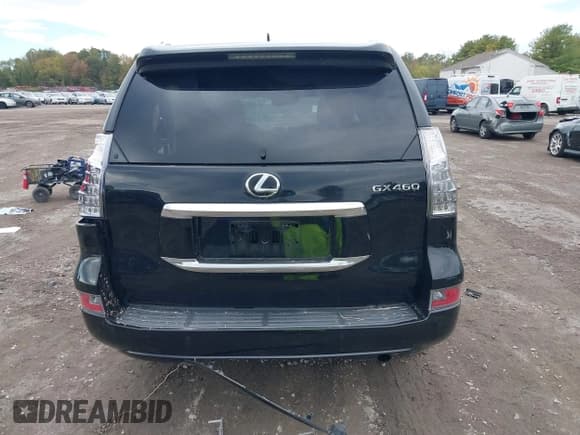 ✅ 2020 Lexus GX 460 Premium • VIN: JTJAM7BX2L5251439 • Lot: 43462638. Wystawiony na IAAI z przebiegiem 59 140 mil. Bezpłatny archiwum sprzedaży aukcyjnych z USA i szczegółowy raport historii pojazdu na DreamBid. Zdjęcie 15.