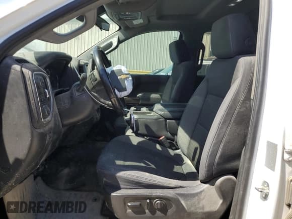 ✅ 2019 Chevrolet Silverado 1500 LT • VIN: 1GCRWCED2KZ325508 • Lot: 48844205. Wystawiony na Copart z przebiegiem 95 644 mil. Bezpłatny archiwum sprzedaży aukcyjnych z USA i szczegółowy raport historii pojazdu na DreamBid. Zdjęcie 7.