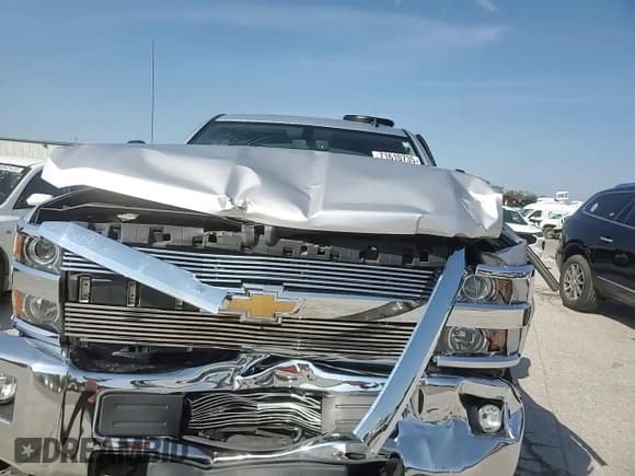 ✅ 2015 Chevrolet Silverado 2500HD LT • VIN: 1GC1KVE85FF178468 • Лот: 71610735. Опубликован ранее на Copart с пробегом 139 640 миль. Бесплатный доступ к архиву аукционных продаж из США и подробный отчёт об истории автомобиля на DreamBid. Изображение 13.