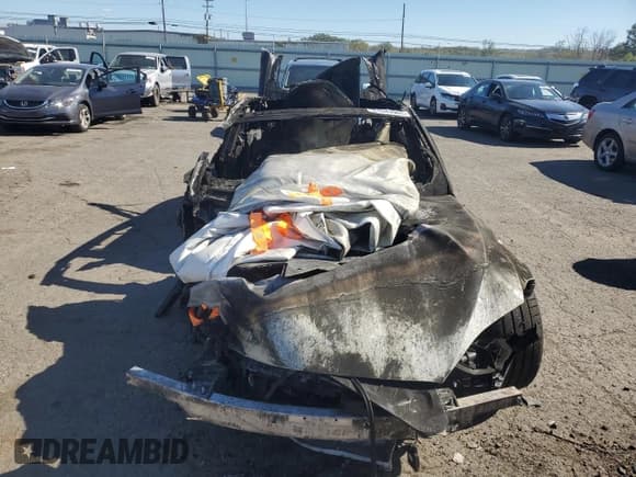 ✅ 2021 Tesla Model S Long Range • VIN: 5YJSA1E54MF455294 • Lot: 84643965. Listed on Copart with Not provided. Free auction sales archive from the USA and detailed vehicle history report at DreamBid. Image 5.