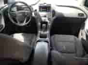 2014 Chevrolet Volt z VIN 1G1RE6E46EU155975, wystawiony jako Copart lot #58937384 z przebiegiem 136 767 mil mil oraz Szkoda całkowita • Salvage title. Historia ofert i sprzedaży dostępna na DreamBid. Obrazek 8.