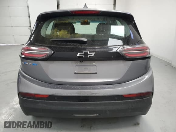 ✅ 2023 Chevrolet Bolt EV 2LT • VIN: 1G1FX6S04P4175644 • Lot: 88988735. Wystawiony na Copart z przebiegiem 7 267 mil. Bezpłatny archiwum sprzedaży aukcyjnych z USA i szczegółowy raport historii pojazdu na DreamBid. Zdjęcie 6.