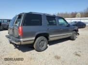 ✅ 1999 GMC Yukon • VIN: 1GKEC13R9XJ805842 • Lot: 48952625. Listed on Copart with 259,149 mi. Free auction sales archive from the USA and detailed vehicle history report at DreamBid. Image 3.