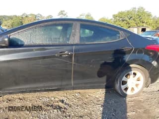 ✅ 2011 Hyundai Elantra Limited • VIN: KMHDH4AE8BU106067 • Lot: 43444277. Listed on IAAI with 283,478 mi. Free auction sales archive from the USA and detailed vehicle history report at DreamBid. Image 6.