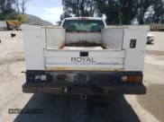 ✅ 2002 Chevrolet Silverado 1500 • VIN: 1GBHC29U22E300208 • Лот: 52234395. Опубликован ранее на Copart с пробегом Не указан. Бесплатный доступ к архиву аукционных продаж из США и подробный отчёт об истории автомобиля на DreamBid. Изображение 6.