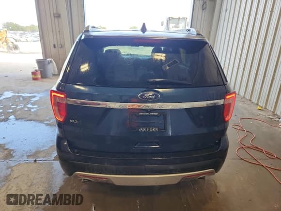 ✅ 2017 Ford Explorer XLT • VIN: 1FM5K7D8XHGA81094 • Lot: 81381975. Listed on Copart with 164,597 mi. Free auction sales archive from the USA and detailed vehicle history report at DreamBid. Image 6.