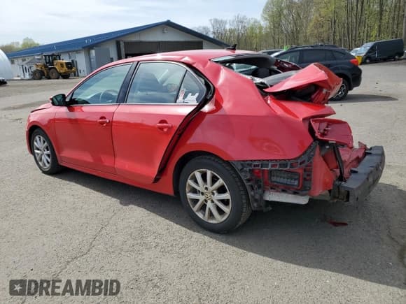 ✅ 2013 Volkswagen Jetta SE • VIN: 3VWBP7AJ2DM386943 • Лот: 55086245. Опубликован ранее на Copart с пробегом 204 857 миль. Бесплатный доступ к архиву аукционных продаж из США и подробный отчёт об истории автомобиля на DreamBid. Изображение 2.