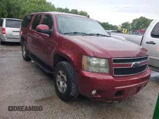✅ 2008 Chevrolet Suburban 1LT • VIN: 1GNFK16328J232088 • Lot: 42790317. Listed on IAAI with 348,724 mi. Free auction sales archive from the USA and detailed vehicle history report at DreamBid. Image 1.