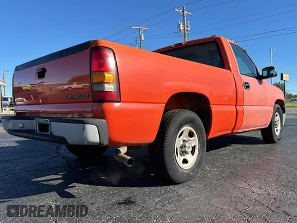 ✅ 2000 Chevrolet Silverado 1500 • VIN: 1GCEC14W1YZ262926 • Лот: 80363614. Опубликован ранее на Copart с пробегом 218 522 миль. Бесплатный доступ к архиву аукционных продаж из США и подробный отчёт об истории автомобиля на DreamBid. Изображение 4.