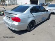 ✅ 2009 BMW 3 Series 328i • VIN: WBAPH57539NM34254 • Lot: 42500427. Wystawiony na IAAI z przebiegiem 191 346 mil. Bezpłatny archiwum sprzedaży aukcyjnych z USA i szczegółowy raport historii pojazdu na DreamBid. Zdjęcie 4.