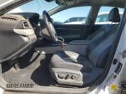 ✅ 2019 Toyota Camry Hybrid XLE • VIN: 4T1B21HK4KU514794 • Лот: 82348085. Опубликован ранее на Copart с пробегом 136 629 миль. Бесплатный доступ к архиву аукционных продаж из США и подробный отчёт об истории автомобиля на DreamBid. Изображение 7.