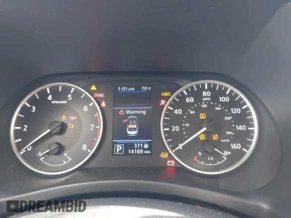 ✅ 2025 Nissan Sentra S • VIN: 3N1AB8BV2SY204008 • Lot: 43460661. Listed on IAAI with 14,169 mi. Free auction sales archive from the USA and detailed vehicle history report at DreamBid. Image 7.