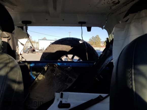 ✅ 2024 Jeep Wrangler Rubicon • VIN: 1C4PJXCG1RW298288 • Lot: 81371914. Wystawiony na Copart z przebiegiem 4 445 mil. Bezpłatny archiwum sprzedaży aukcyjnych z USA i szczegółowy raport historii pojazdu na DreamBid. Zdjęcie 10.