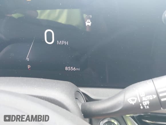 ✅ 2024 Buick Envista Avenir • VIN: KL47LCE27RB152628 • Lot: 42584358. Listed on IAAI with 8,556 mi. Free auction sales archive from the USA and detailed vehicle history report at DreamBid. Image 15.