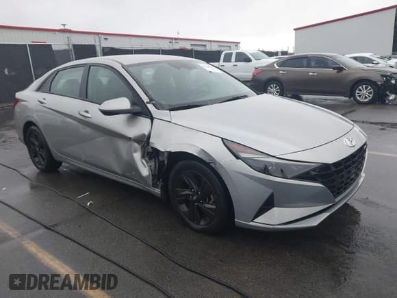 ✅ 2022 Hyundai Elantra SEL • VIN: 5NPLM4AGXNH058714 • Lot: 43523712. Listed on IAAI with 40,825 mi. Free auction sales archive from the USA and detailed vehicle history report at DreamBid. Image 1.