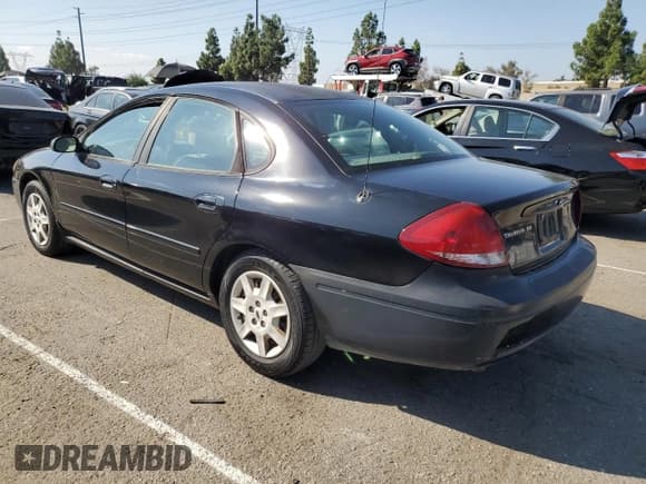 ✅ 2007 Ford Taurus SE • VIN: 1FAFP53U07A168037 • Lot: 87489435. Listed on Copart with 135,774 mi. Free auction sales archive from the USA and detailed vehicle history report at DreamBid. Image 2.