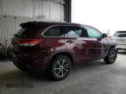 ✅ 2017 Toyota Highlander XLE • VIN: 5TDJZRFH8HS371458 • Lot: 53861415. Listed on Copart with 160,802 mi. Free auction sales archive from the USA and detailed vehicle history report at DreamBid. Image 3.