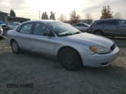 ✅ 2005 Ford Taurus SE • VIN: 1FAFP53U25A304178 • Lot: 90742915. Wystawiony na Copart z przebiegiem 139 168 mil. Bezpłatny archiwum sprzedaży aukcyjnych z USA i szczegółowy raport historii pojazdu na DreamBid. Zdjęcie 4.
