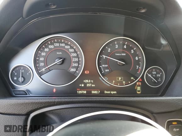 ✅ 2015 BMW 4 Series 428i xDrive • VIN: WBA3N5C5XFK484966 • Lot: 80994555. Wystawiony na Copart z przebiegiem 129 798 mil. Bezpłatny archiwum sprzedaży aukcyjnych z USA i szczegółowy raport historii pojazdu na DreamBid. Zdjęcie 9.