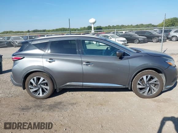 ✅ 2016 Nissan Murano SL • VIN: 5N1AZ2MH2GN126973 • Lot: 43240871. Wystawiony na IAAI z przebiegiem 164 423 mil. Bezpłatny archiwum sprzedaży aukcyjnych z USA i szczegółowy raport historii pojazdu na DreamBid. Zdjęcie 13.