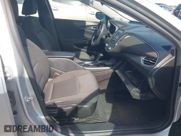 ✅ 2018 Chevrolet Malibu LT • VIN: 1G1ZD5ST9JF132990 • Lot: 43473511. Listed on IAAI with 120,084 mi miles. Access the free auction sales archive from the USA and view a detailed vehicle history report at DreamBid. Image 5.