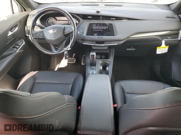 ✅ 2019 Cadillac XT4 FWD Sport • VIN: 1GYFZER41KF188296 • Lot: 92135125. Listed on Copart with 43,838 mi. Free auction sales archive from the USA and detailed vehicle history report at DreamBid. Image 8.