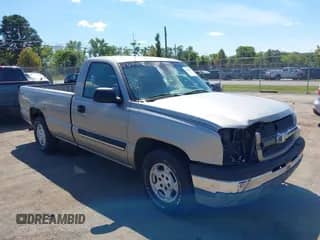 2003 Chevrolet Silverado 1500 LS z VIN 1GCEC14T73Z176101, wystawiony jako IAAI lot #43128161 z przebiegiem 370 626 mil mil oraz . Historia ofert i sprzedaży dostępna na DreamBid. Obrazek 1.