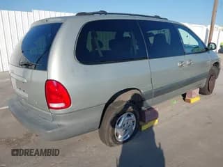 ✅ 2000 Dodge Caravan SE • VIN: 1B4GP44R1YB742608 • Lot: 43735020. Listed on IAAI with 110,611 mi. Free auction sales archive from the USA and detailed vehicle history report at DreamBid. Image 4.