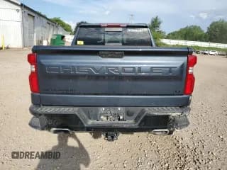 ✅ 2021 Chevrolet Silverado 1500 LT Trail Boss • VIN: 1GCPYFEL0MZ274670 • Lot: 58691914. Wystawiony na Copart z przebiegiem 43 060 mil. Bezpłatny archiwum sprzedaży aukcyjnych z USA i szczegółowy raport historii pojazdu na DreamBid. Zdjęcie 6.