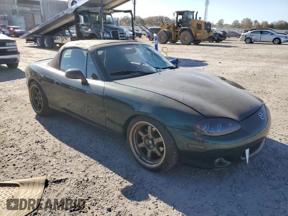 ✅ 2002 Mazda MX-5 Miata Cloth • VIN: JM1NB353020234176 • Lot: 78120654. Wystawiony na Copart z przebiegiem 133 208 mil. Bezpłatny archiwum sprzedaży aukcyjnych z USA i szczegółowy raport historii pojazdu na DreamBid. Zdjęcie 4.