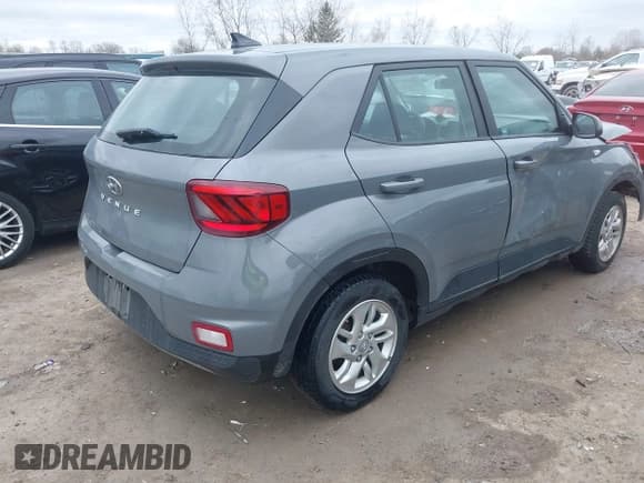 ✅ 2021 Hyundai Venue SE • VIN: KMHRB8A3XMU066719 • Lot: 42016325. Listed on IAAI with 105,191 mi. Free auction sales archive from the USA and detailed vehicle history report at DreamBid. Image 4.