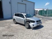 ✅ 2010 Toyota RAV4 Sport • VIN: 2T3RF4DV8AW044120 • Lot: 42216673. Wystawiony na IAAI z przebiegiem 203 795 mil. Bezpłatny archiwum sprzedaży aukcyjnych z USA i szczegółowy raport historii pojazdu na DreamBid. Zdjęcie 1.