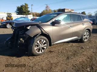 2016 Nissan Murano SV with VIN 5N1AZ2MH9GN129112, listed as a Copart auction lot 82556395 with 71,197 mi miles and Salvage title. Bid and sale history available at DreamBid. Image 1.