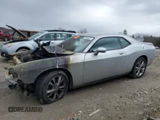 ✅ 2020 Dodge Challenger GT • VIN: 2C3CDZKG1LH132883 • Lot: 46995375. Wystawiony na Copart z przebiegiem Nie podano. Bezpłatny archiwum sprzedaży aukcyjnych z USA i szczegółowy raport historii pojazdu na DreamBid. Zdjęcie 1.