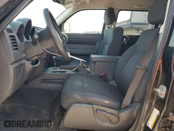 2011 Dodge Nitro Heat with VIN 1D4PU4GX9BW529513, listed as a Copart auction lot 73678794 with 174,108 mi miles and Clean title. Bid and sale history available at DreamBid. Image 7.