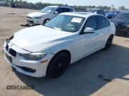 ✅ 2015 BMW 3 Series 328i • VIN: WBA3A5G56FNS83909 • Lot: 42931894. Wystawiony na IAAI z przebiegiem 131 937 mil. Bezpłatny archiwum sprzedaży aukcyjnych z USA i szczegółowy raport historii pojazdu na DreamBid. Zdjęcie 17.