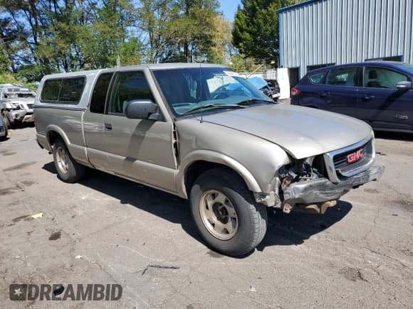 ✅ 2002 GMC Sonoma SLS • VIN: 1GTCS19W628240548 • Lot: 69665724. Wystawiony na Copart z przebiegiem 245 738 mil. Bezpłatny archiwum sprzedaży aukcyjnych z USA i szczegółowy raport historii pojazdu na DreamBid. Zdjęcie 4.