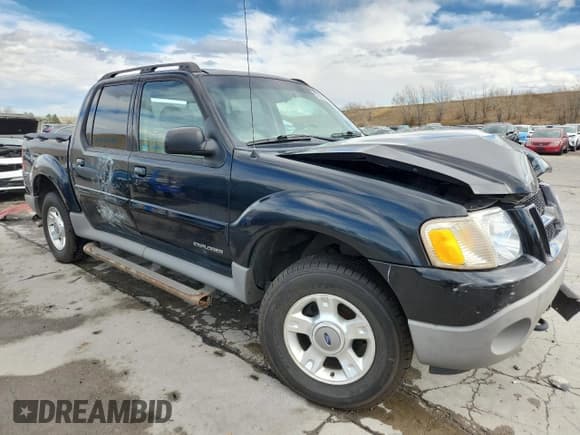 ✅ 2001 Ford Explorer Sport Trac • VIN: 1FMZU77E11UA94241 • Lot: 92632475. Listed on Copart with 197,488 mi. Free auction sales archive from the USA and detailed vehicle history report at DreamBid. Image 4.