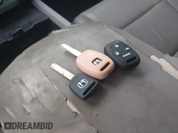 ✅ 2011 Honda Pilot EX-L • VIN: 5FNYF3H7XBB055645 • Лот: 42502317. Опубликован ранее на IAAI с пробегом 117 723 миль. Бесплатный доступ к архиву аукционных продаж из США и подробный отчёт об истории автомобиля на DreamBid. Изображение 11.